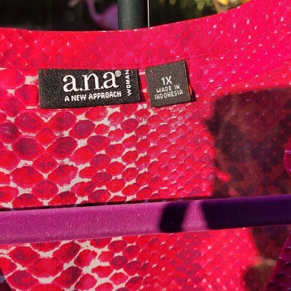 Snake Print Pink Blouse - Picture 5 of 10